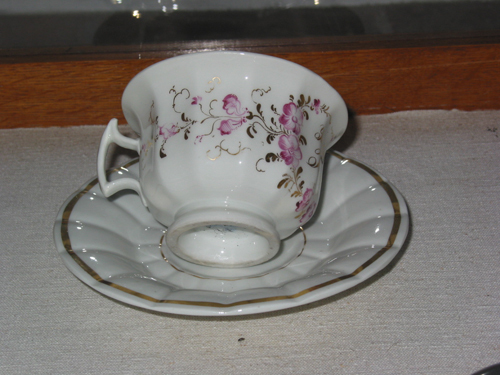 Kop met opschrift "Jantiena Blouw", porselein 1849