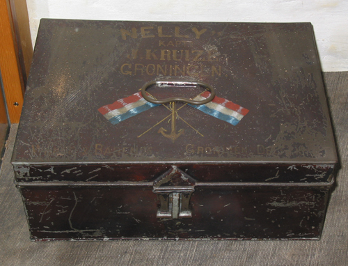 Documententrommel van J. Kruize, kapitein van het schip Nelly uit Groningen