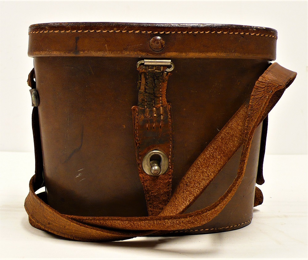 Verrekijker door de Duitse regering aangeboden aan Mees Toxopeus voor de redding van het Duitse stoomschip 'Nobis' op 11 april 1932