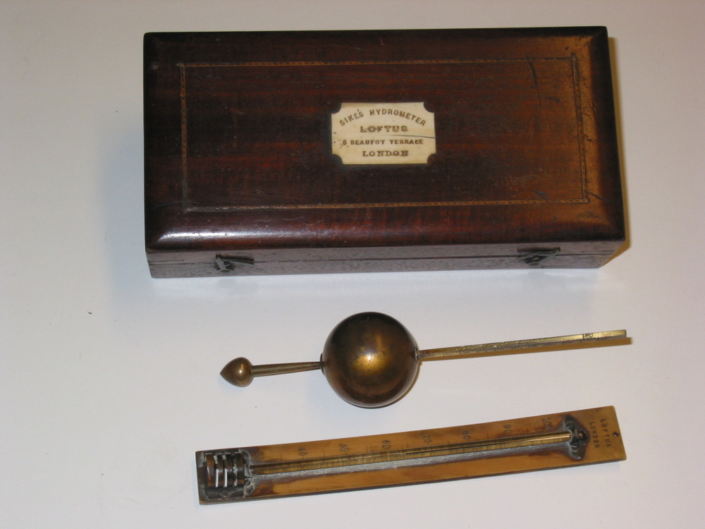 Salinometer in kistje, Loftus London