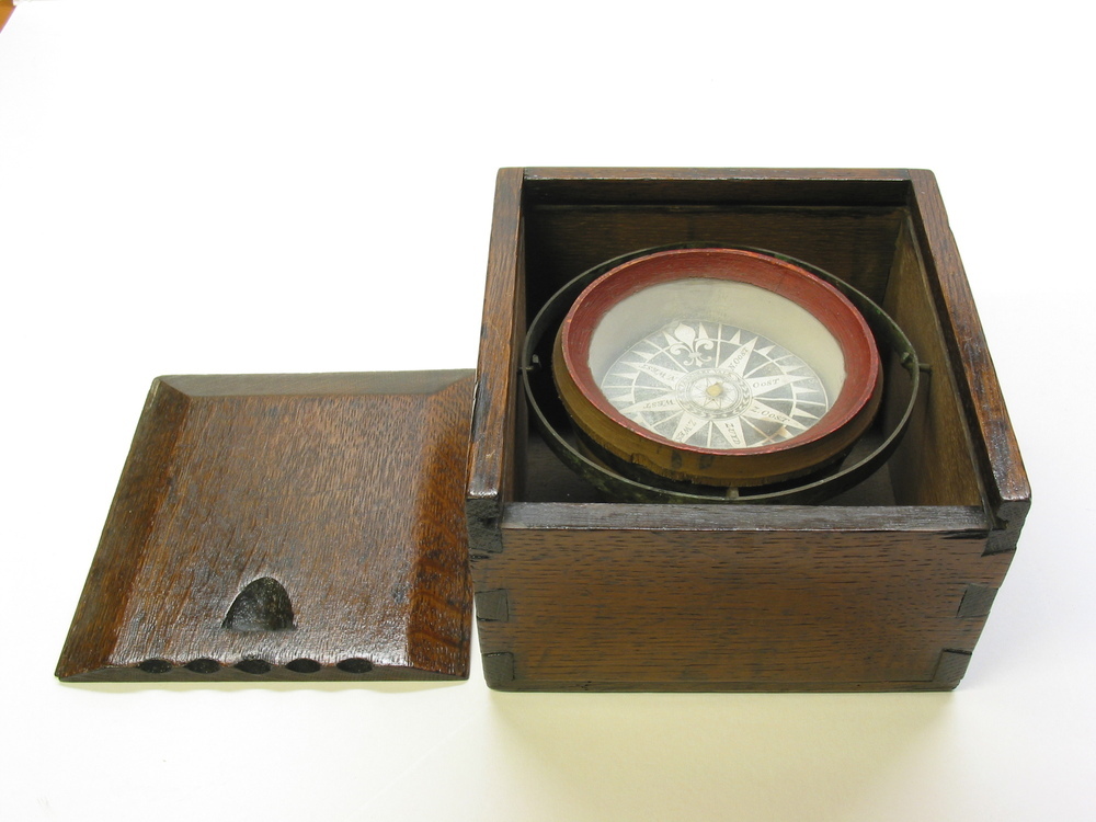 Komkompas in kist, Leendert Valk 1806