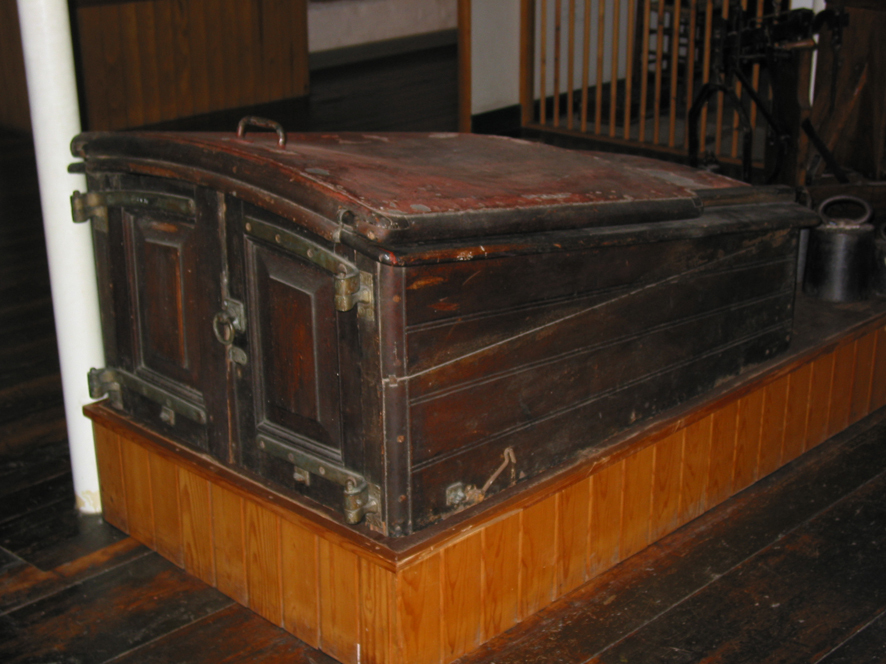 Schuifkap met twee deurtjes