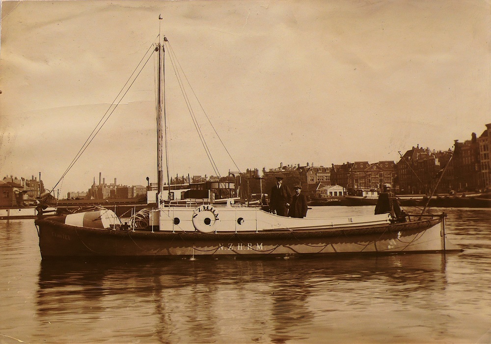 Foto van motorreddingboot C.A. den tex