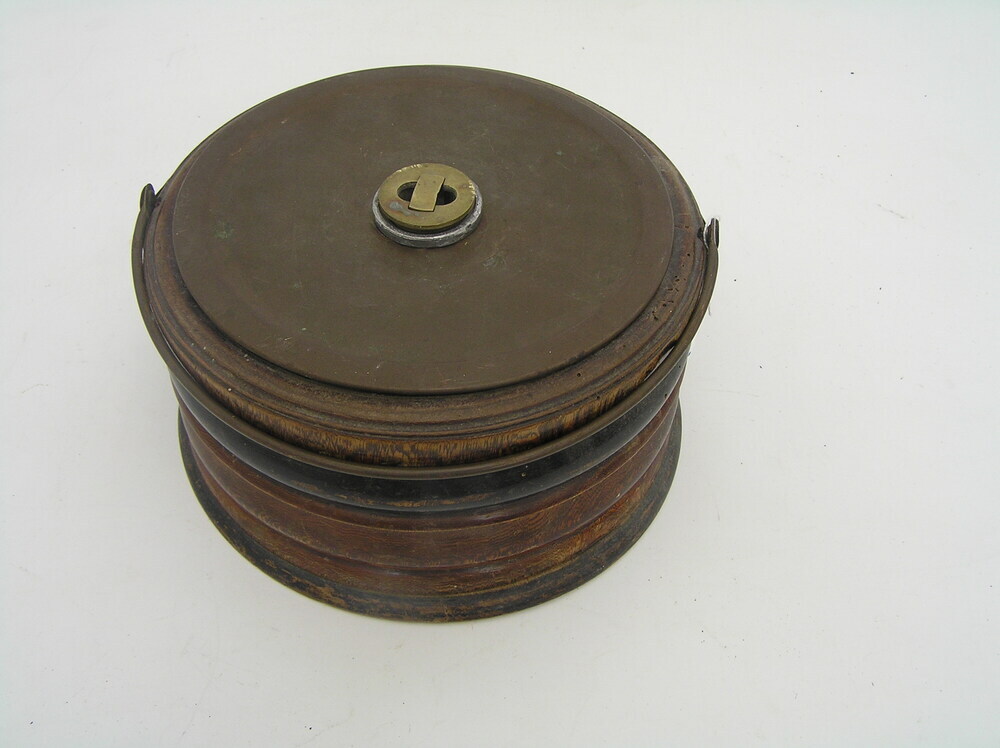 stoof rond, stoof, rijtuigstoof