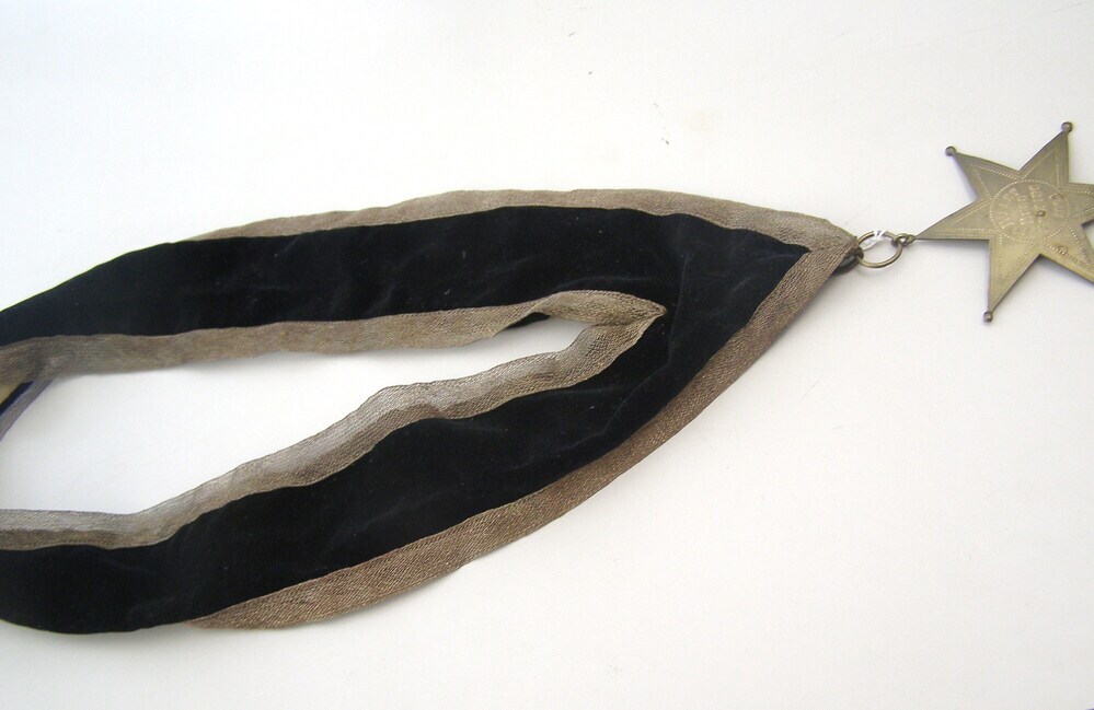 Medaille, draagteken, onderscheiding