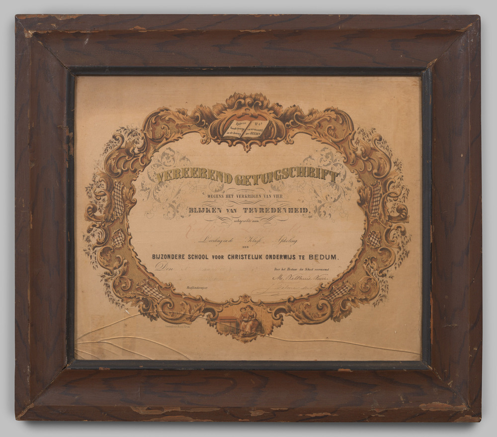 "Vereerend getuigschrift", ingelijst, achter glas