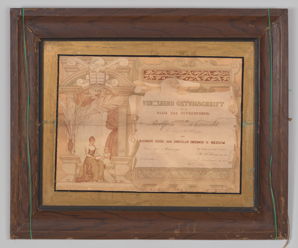 Vereerend Getuigschrift, achter glas, ingelijst