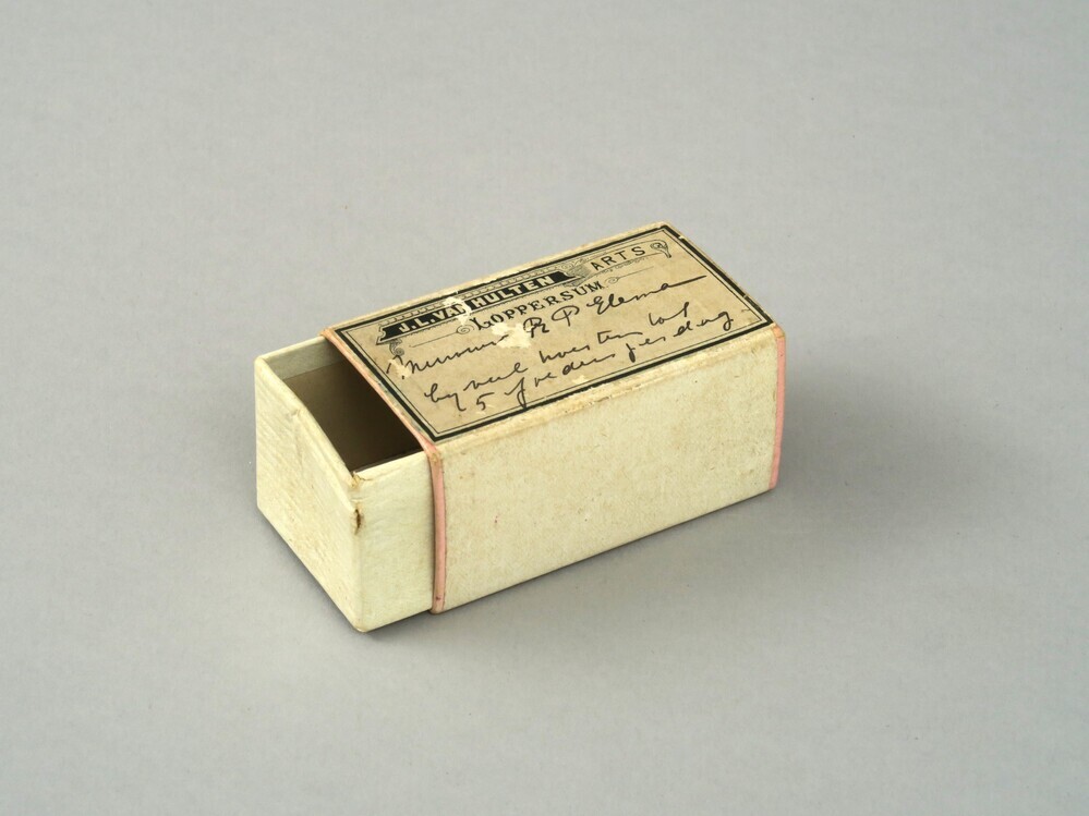 Pillendoosje van arts J.L. van Hulten uitgegeven aan R.P. Elema