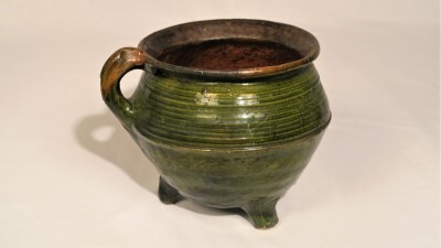 Aardewerken kookpot / grape