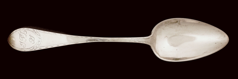 zilveren oostzeelepel met op voorkant cartouche met inscriptie JFL PS , op achterkant inscriptie RCR 1824