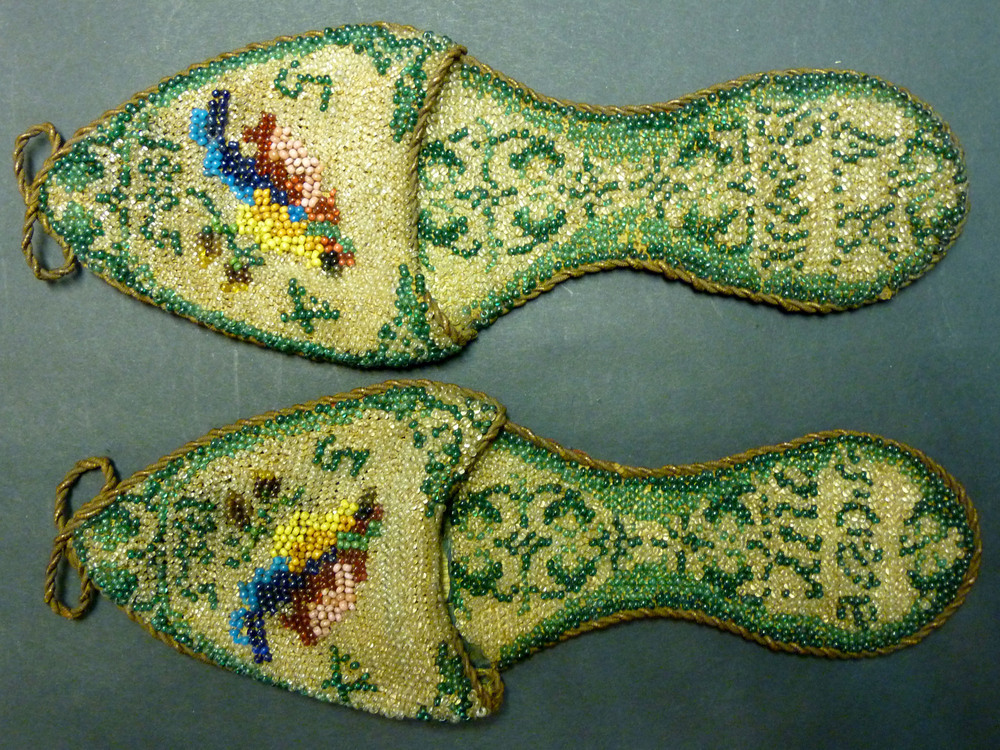 sierslof met inscriptie A.K.( Arent Koops) Boon 54 1885 Sovenir 54 1885