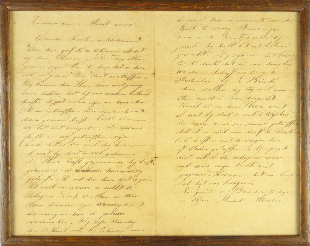 ingelijste brief in houten lijst, betreffende het vergaan van een (turf)schip gedurende een storm in maart 1880.