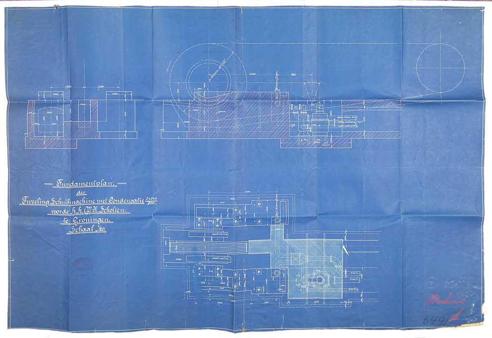 blauwe kleurige rechthoekige papier met witte opdruk fundamentplan der Tweelingschuifmachine mit condensatie 2 x 540 / 800 voor de h.h. W.A.Scholten te Groningen