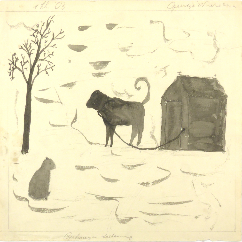 links een boom, rechts een hond aan een ketting vastgemaakt naar zijn hondehok, en links voor een kat die hiernaar kijkt