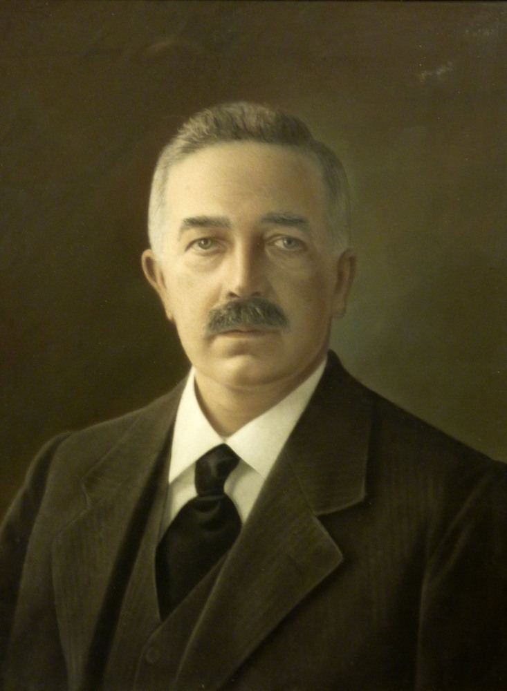 Bernardus Godelevus (Fredericus ) Drenth , oud directeur Albion te Oude Pekela. 1866-1916