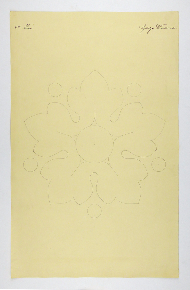 5 bladige geschulpte bloemblad en 5 cirkels