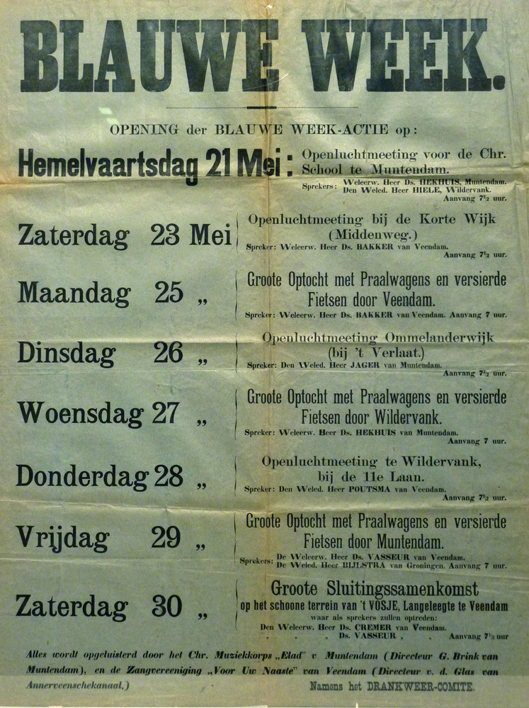 papieren affiche op blauwig papier met titel Blauwe Week