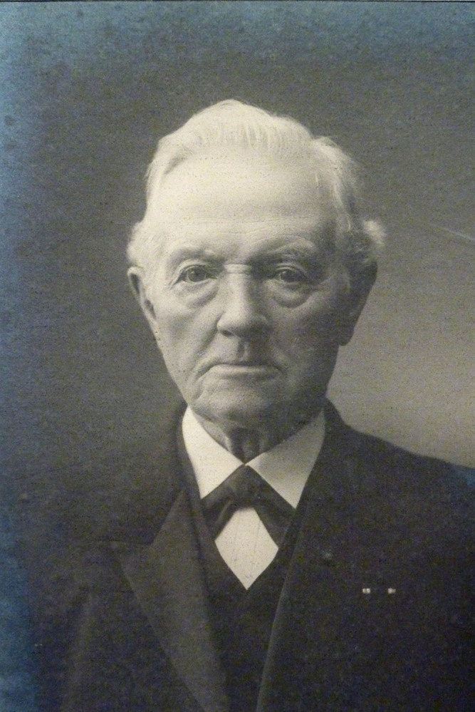 J.P de Boer , oud voorzitter van de V.B.B.