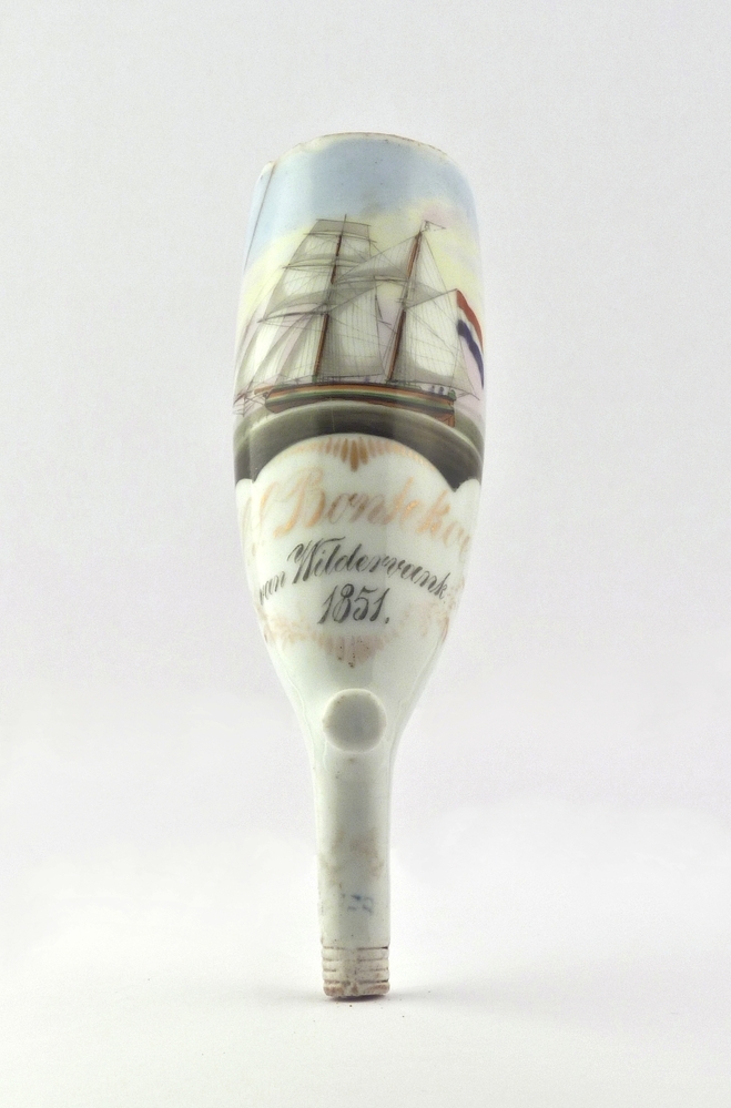 H.S.Bontekoe van Wildervank 1851 &  Vierregelig vers: Ik sta hier aan het roer , en stuur naar mijn verstand , en god bewaart mij dan , dat ik niet raak op strand.