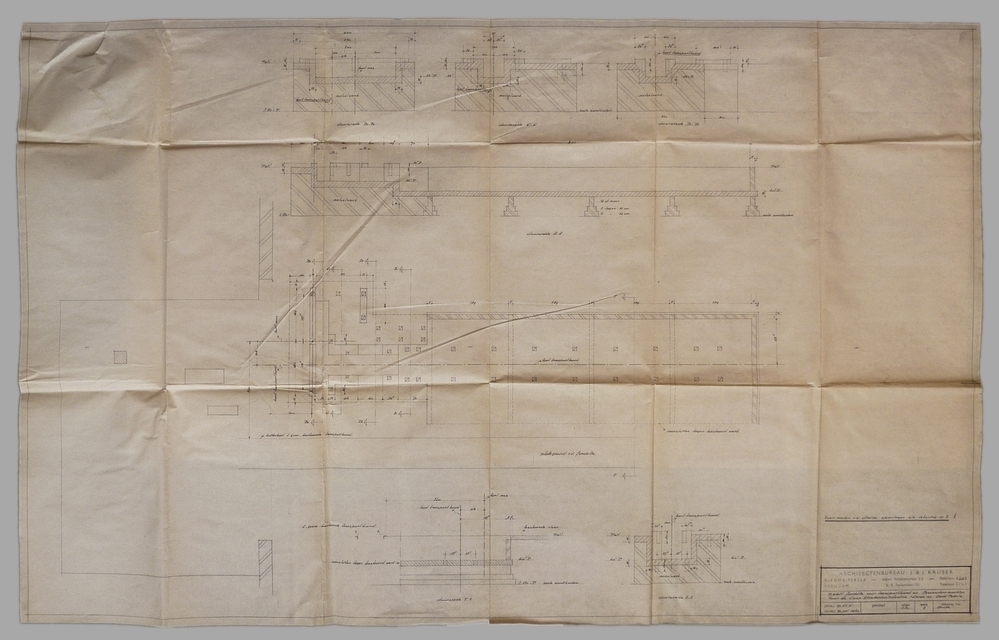 detail fundatie voor transportband en messerstern machine voor de strokartonindustrie ceres nv te Oude Pekela / 8