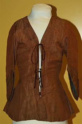 Jak van zijde en linnen met ingeweven motiefje, rond 1780