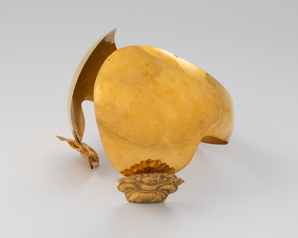 verguld zilveren oorijzer met bloempotstiften ca. 1830