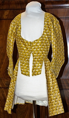 Caraco jak, katoen met linnen voering, 1775-1790, Groninger Dracht