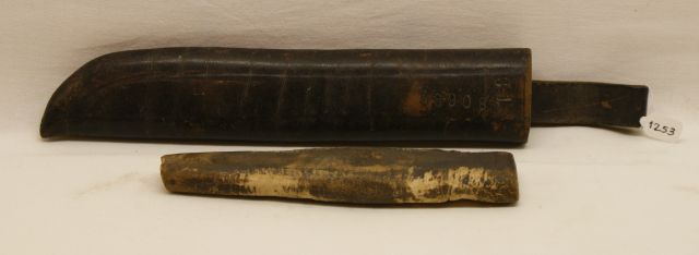 Meshouder met wetsteen