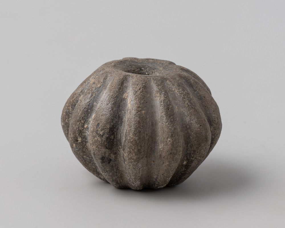 Spinklosje van aardewerk